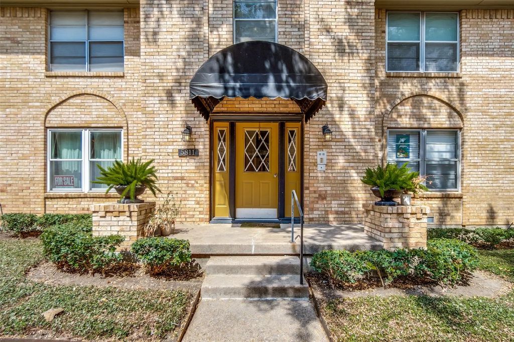 5811 Sandhurst Lane A, Dallas