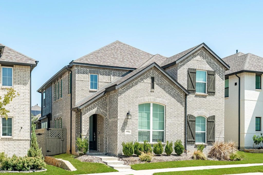 2244 Shorthorn Drive, Northlake
