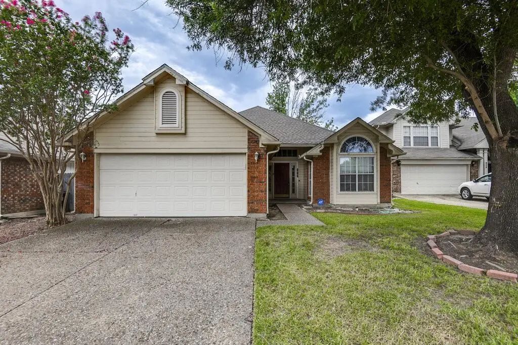 952 Freshwood Court, Arlington