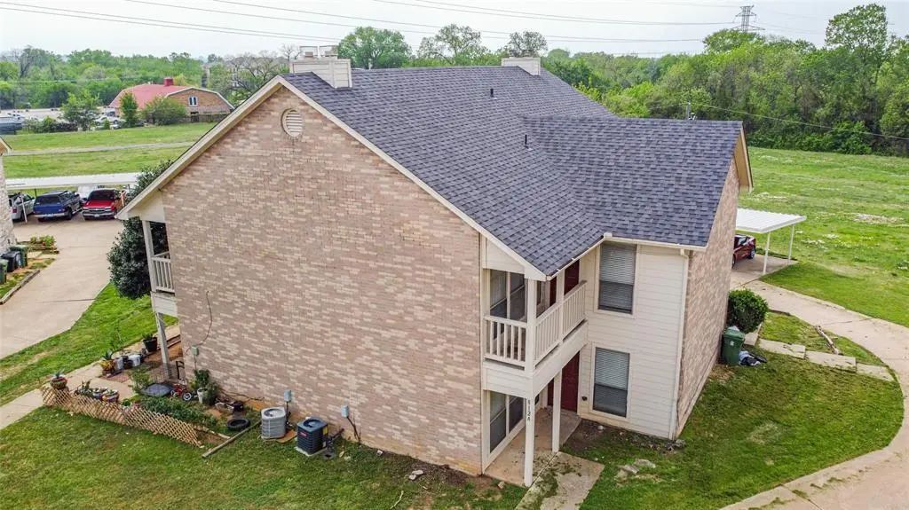 808 Treadwell Court 808a, Hurst