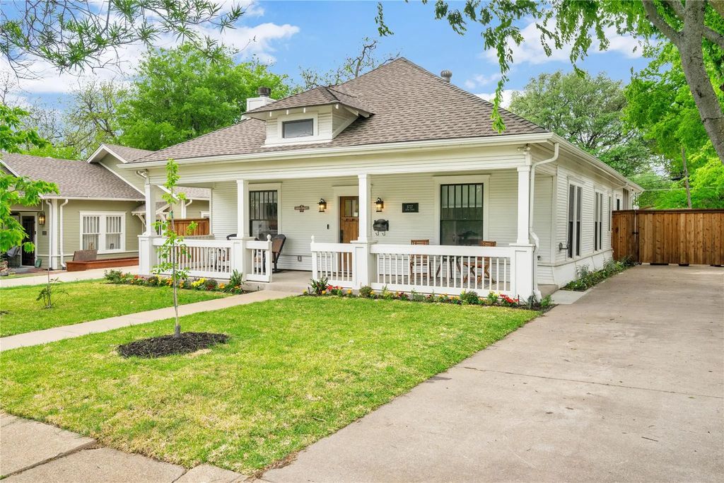 5727 Victor Street, Dallas