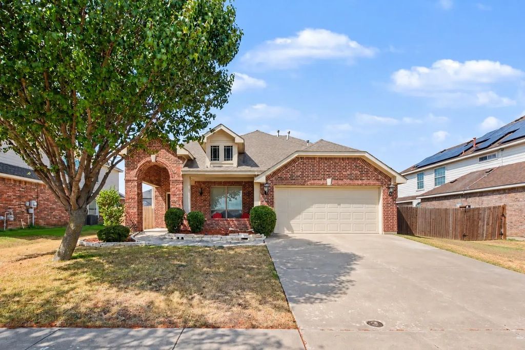 200 Lorient Drive, Mansfield