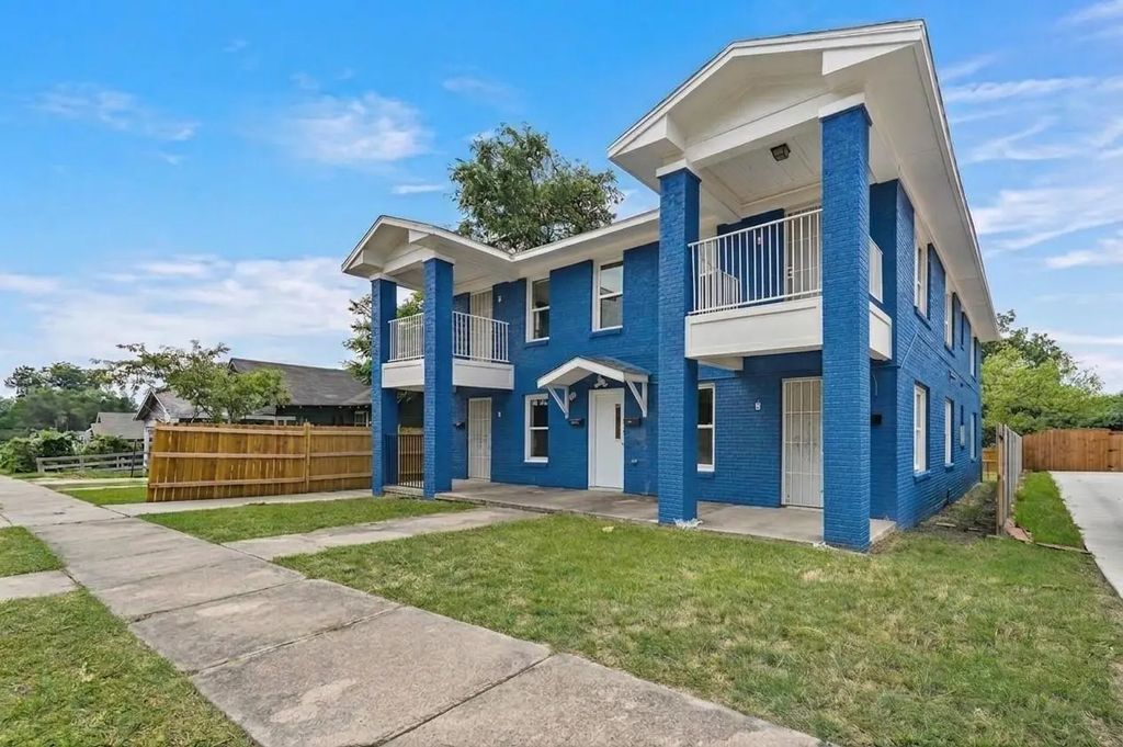 1016 E Arlington Avenue, Fort Worth