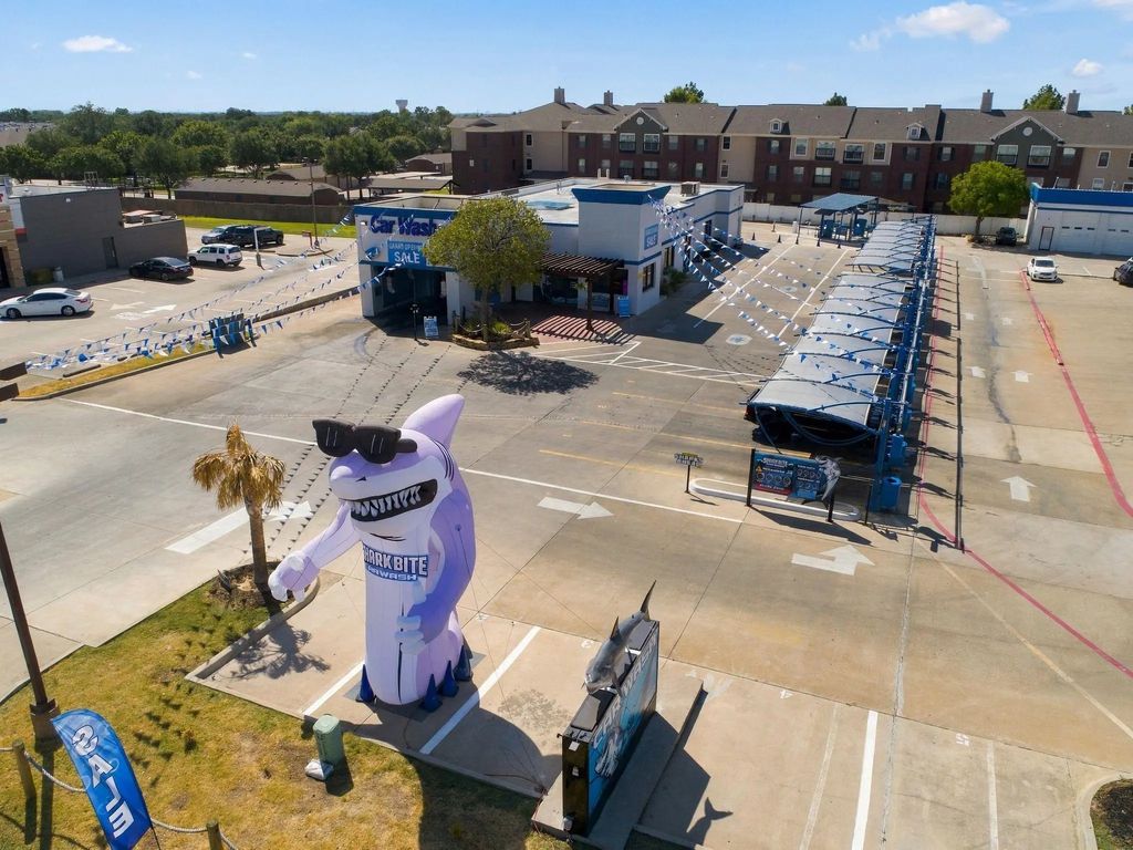 1540 W Main Street, Lewisville