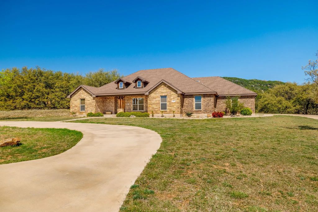 181 Cougar Run, Tuscola
