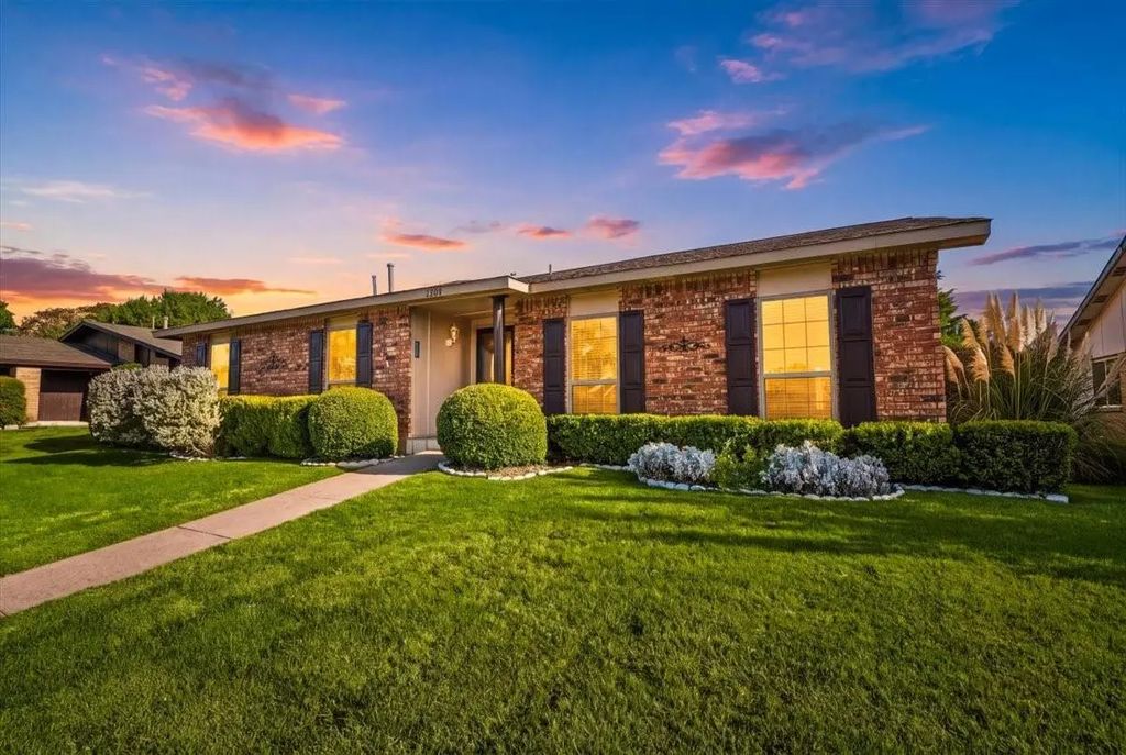 7205 Cloverglen Drive, Dallas