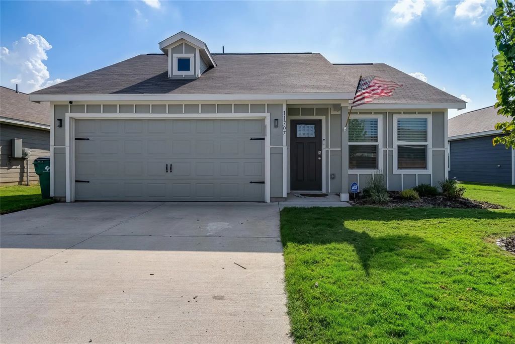 11707 Spraberry Way, Rhome