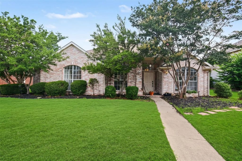 4581 Crown Ridge Drive, Plano