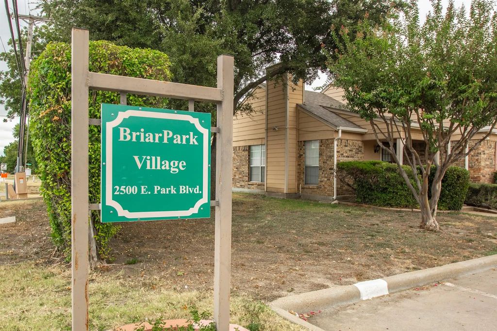 2500 E Park Boulevard W3, Plano