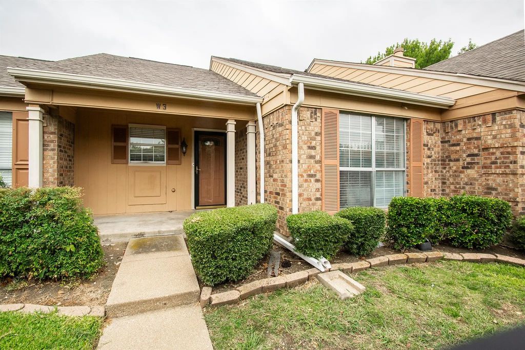 2500 E Park Boulevard W3, Plano