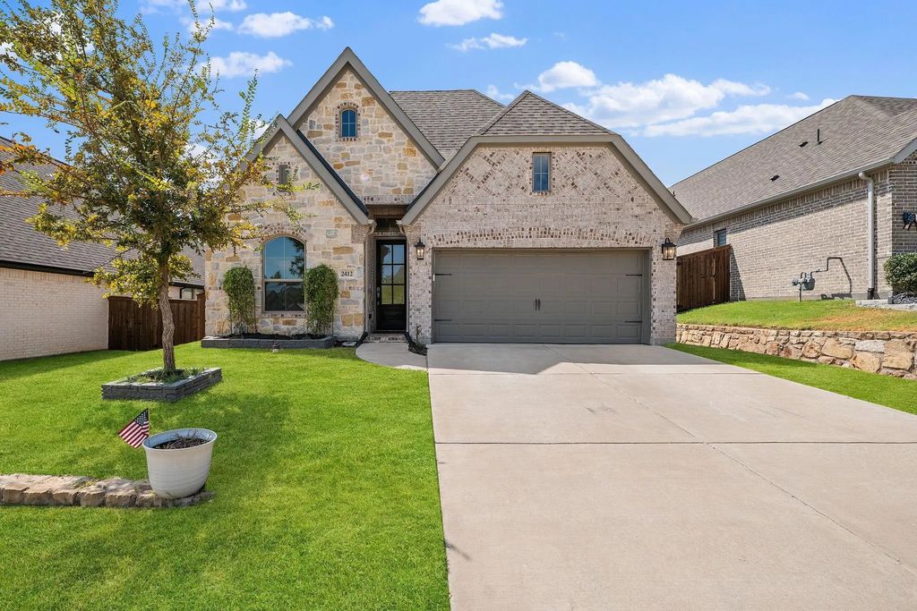 2412 Song Sparrow Lane, McKinney