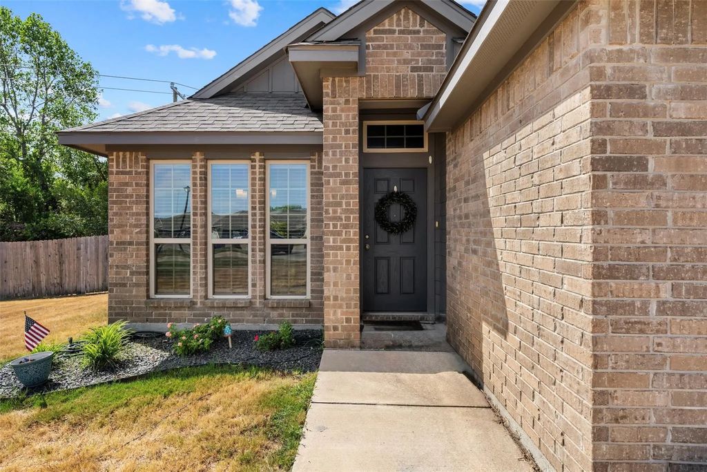 3905 S Fork Ranch Road, Waco