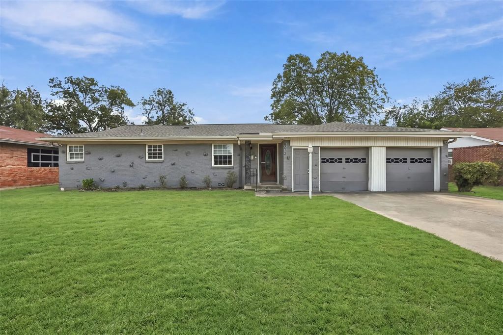 5012 Ira Street, Haltom City