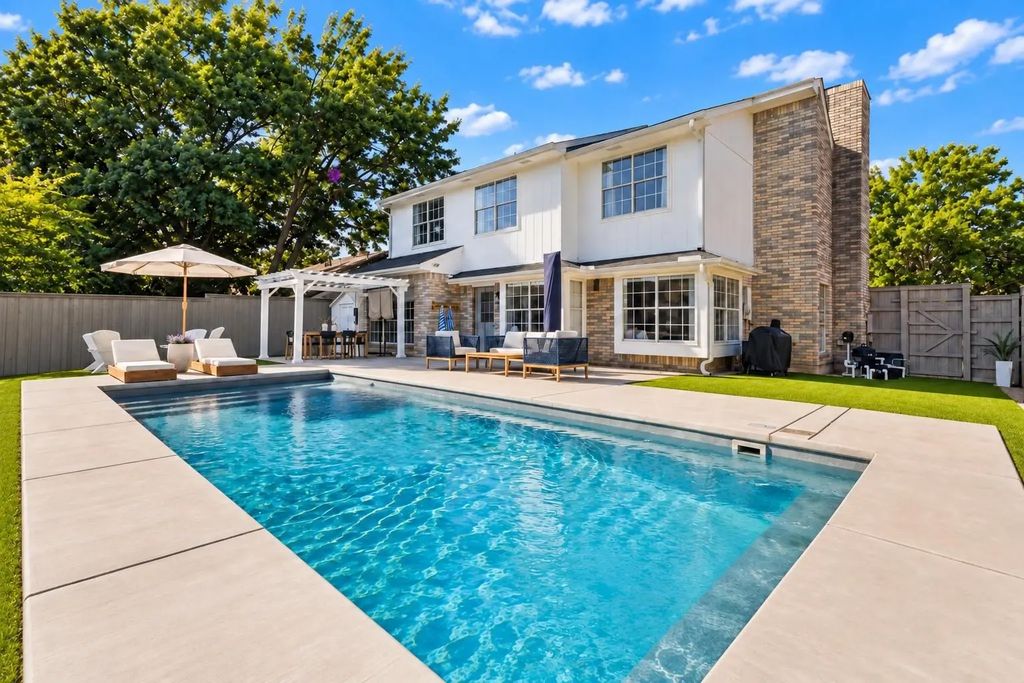 8502 Liberty Lane, Rowlett