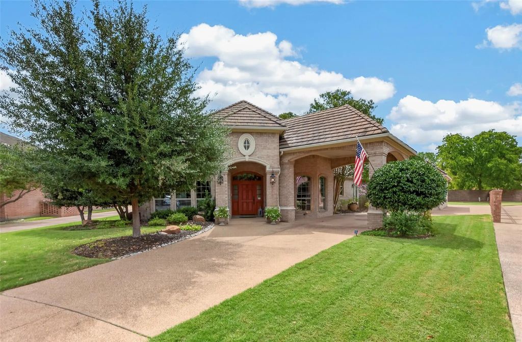 5133 Sealands Lane, Fort Worth