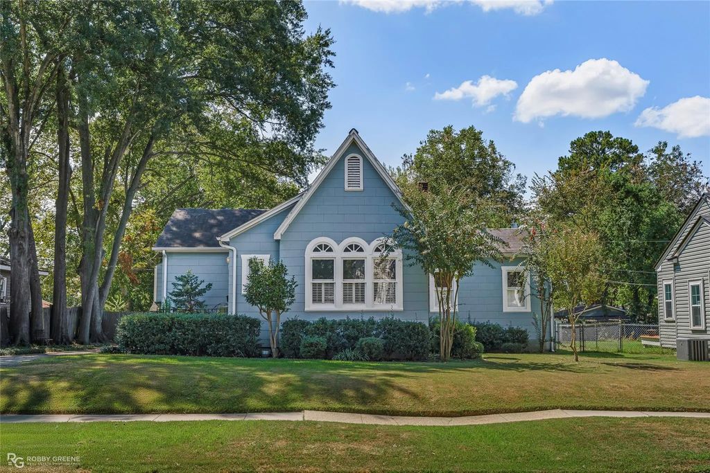 939 Elmwood Street, Shreveport