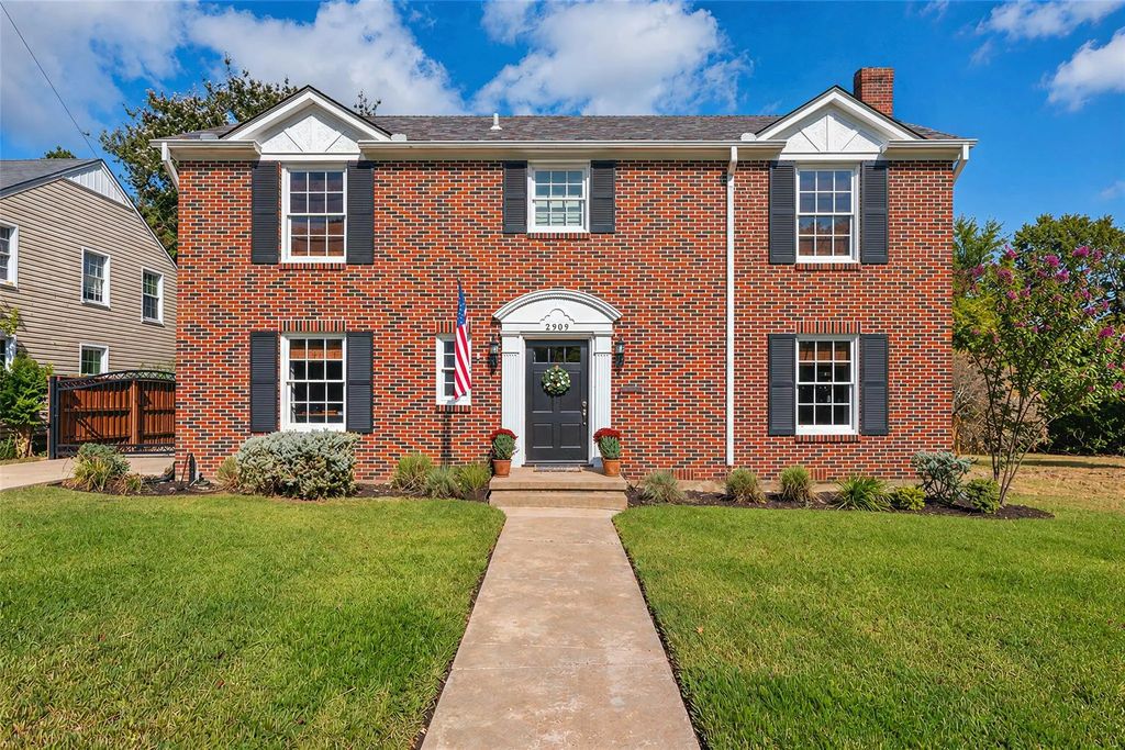 2909 Fort Avenue, Waco