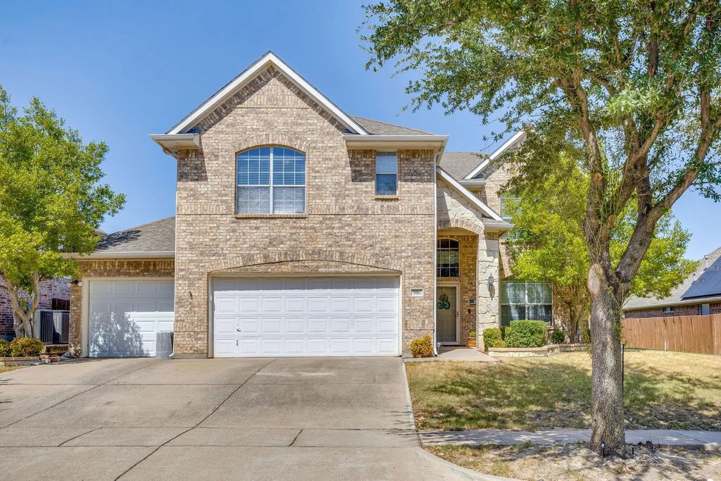 916 Sequoia Way, Saginaw