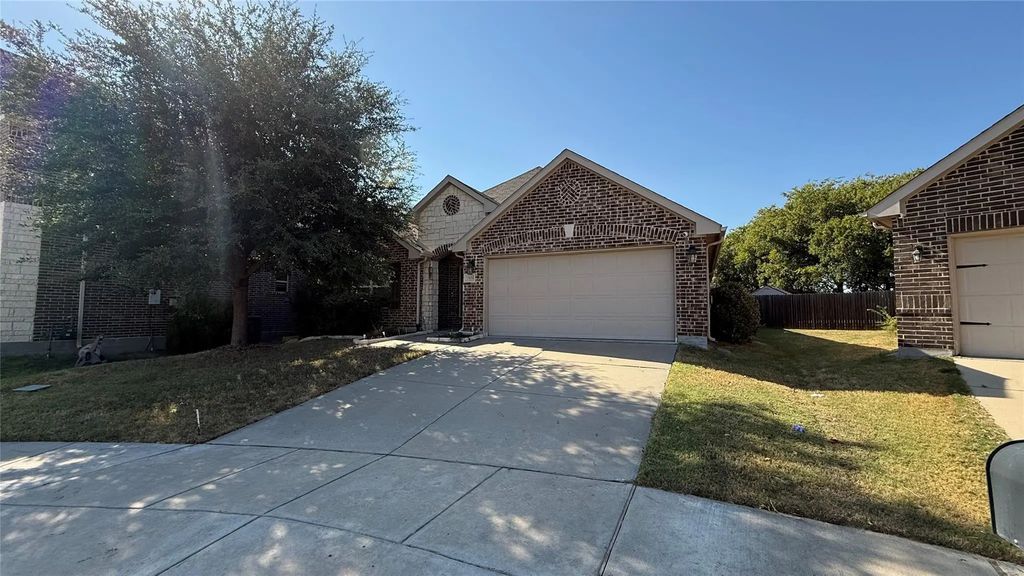 2805 Bird Creek Court, Little Elm