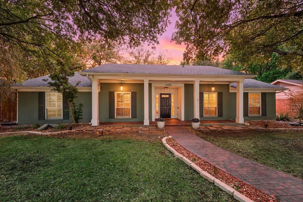 12450 Wood Manor Circle, Farmers Branch