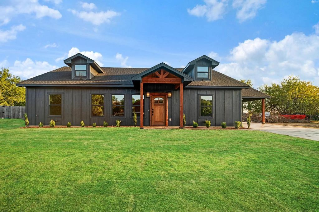 175 Helena Drive, Powderly