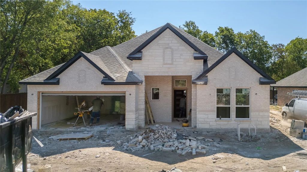 511 Armstrong Road, Seagoville