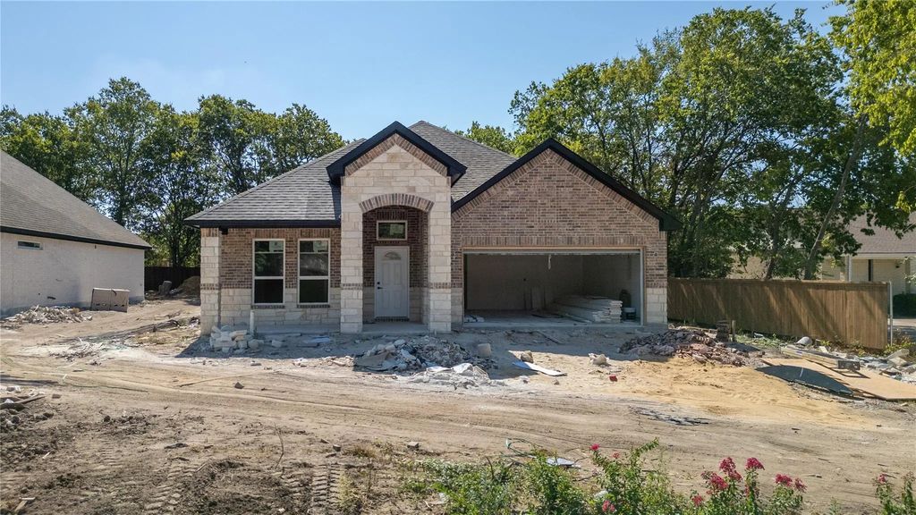 511 Armstrong Drive, Garland