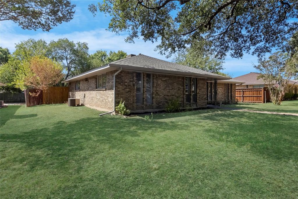 742 Ridge Crest Drive, Duncanville