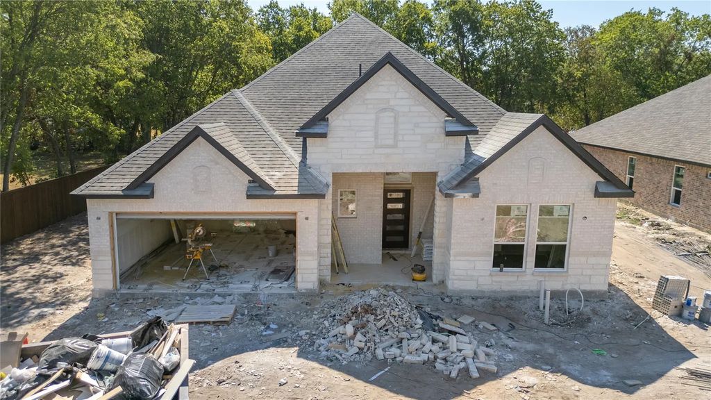 513 Armstrong Road, Seagoville