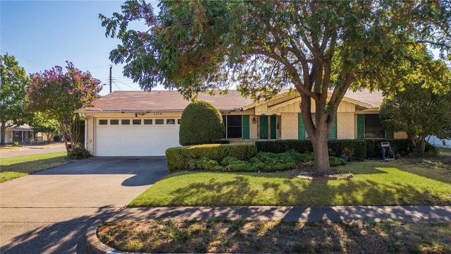 1314 Glenville Drive, Garland