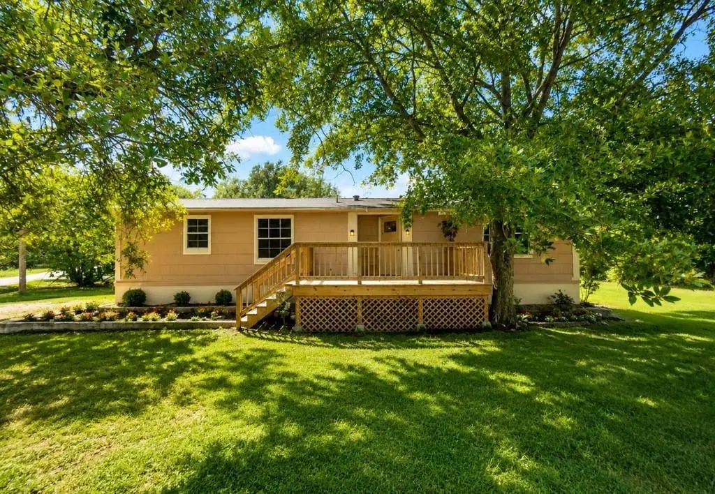 205 W Long Street, Elm Mott