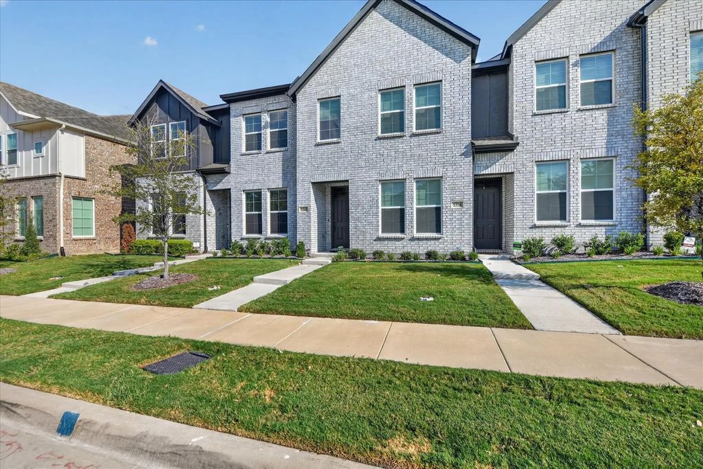 5360 Springlake Parkway, Haltom City