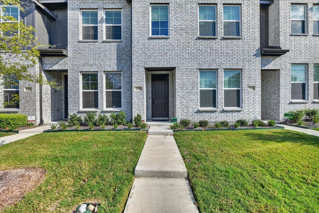 5360 Springlake Parkway, Haltom City