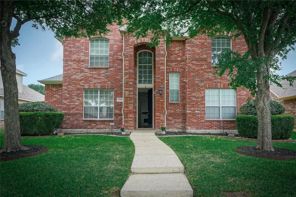 1659 Granite Rapids Drive, Frisco