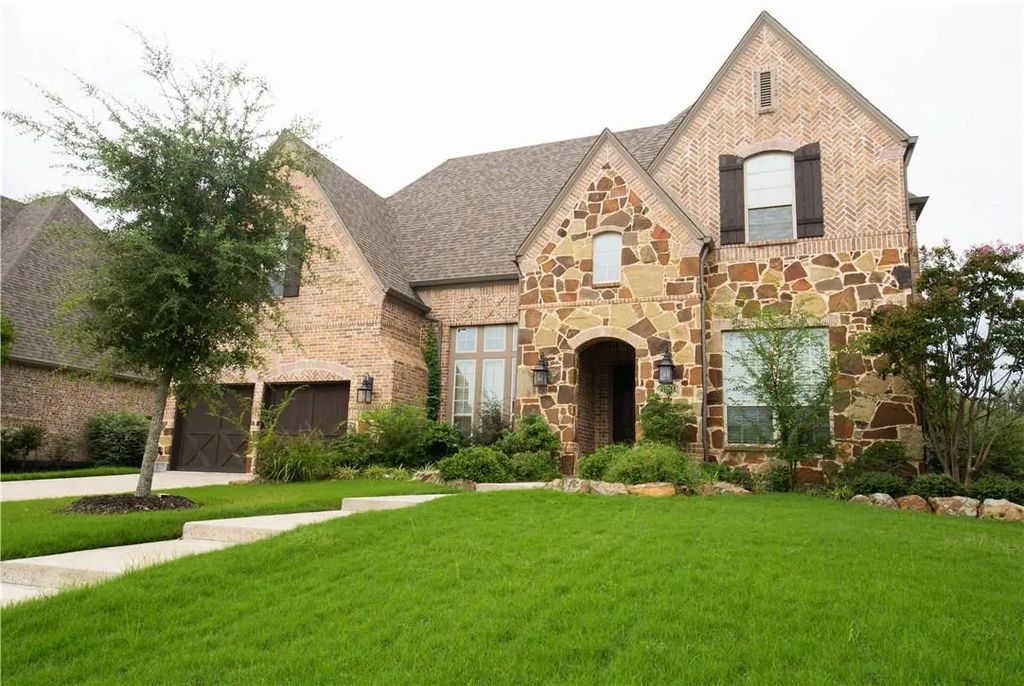 879 Grassy Shore Court, Allen