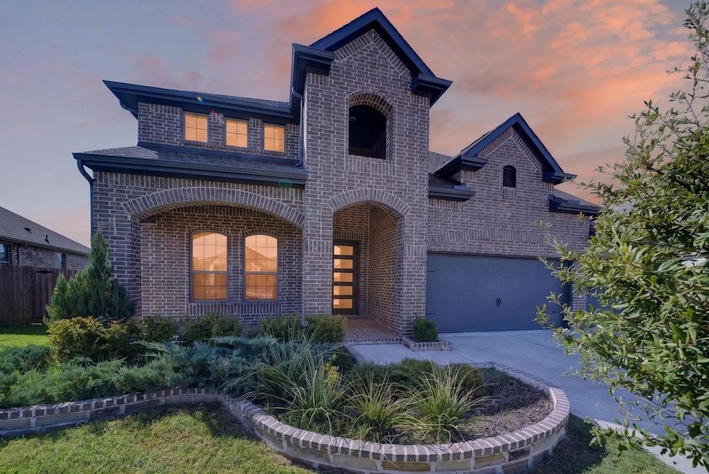 125 Joshua Tree Court, Forney