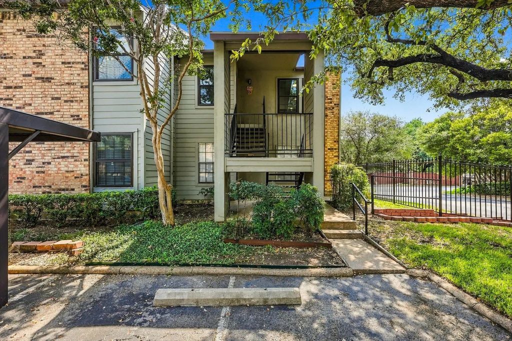 5335 Bent Tree Forest Drive 216, Dallas