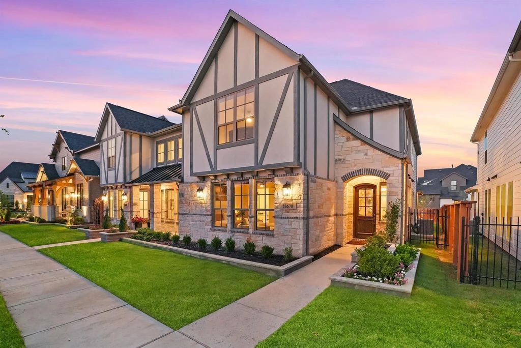 13678 Declan Street, Frisco