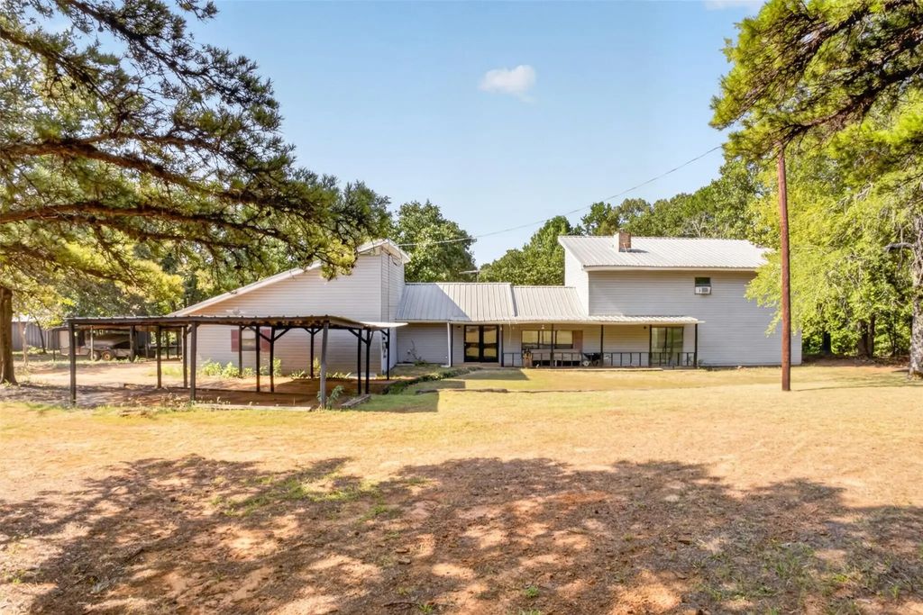3645 Silk Tree Road, Gilmer