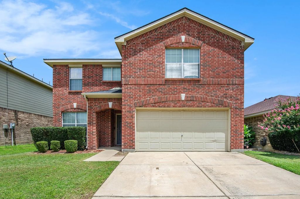 4225 Silverwood Trail, Fort Worth