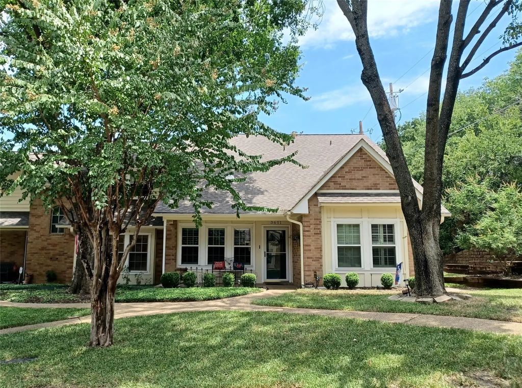 3611 Soft Wind Court, Grapevine