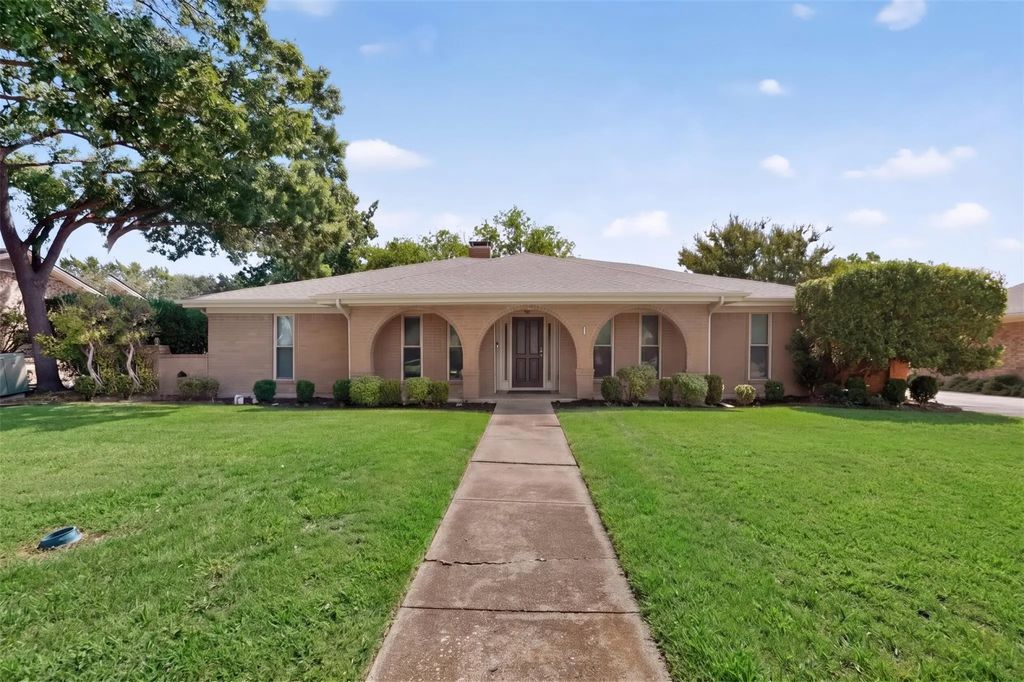 2812 Teakwood Lane, Plano