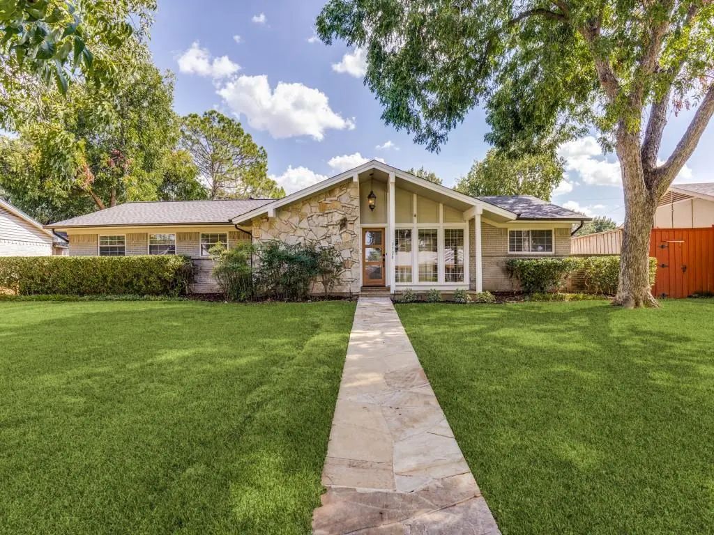 3728 Clubway Lane, Farmers Branch