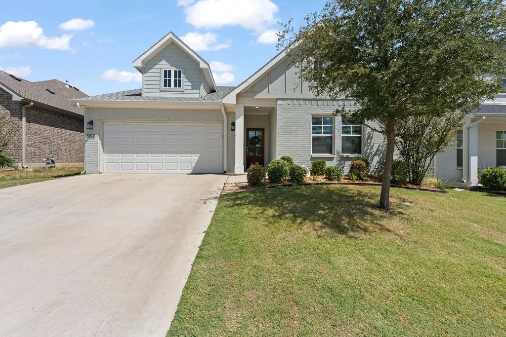 9812 Chaparral Pass, Fort Worth