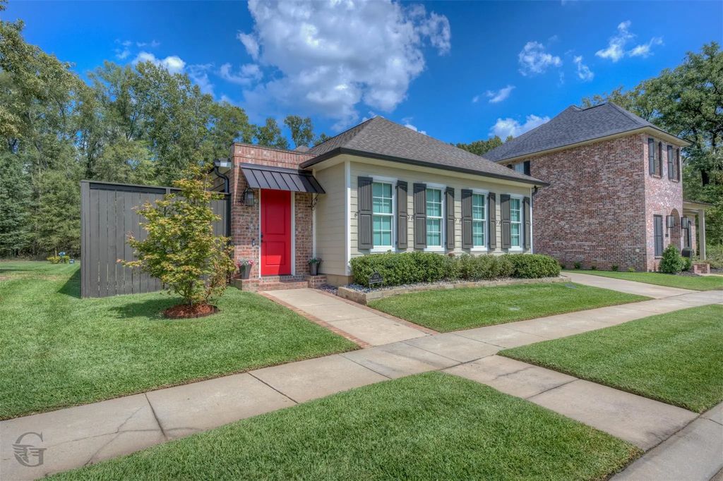1104 Winterberry Lane, Shreveport