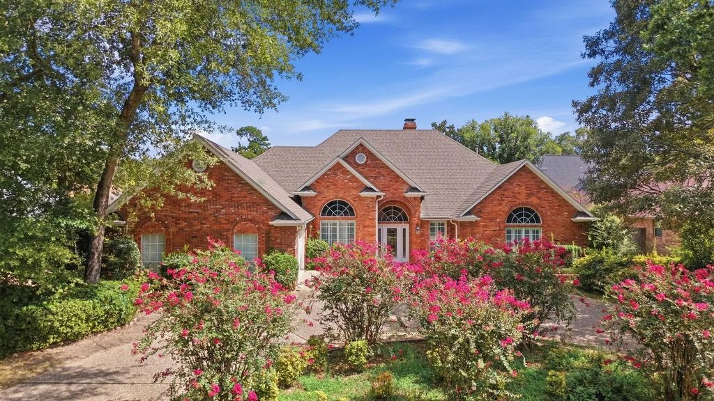 3403 Pinecreek Drive, Tyler