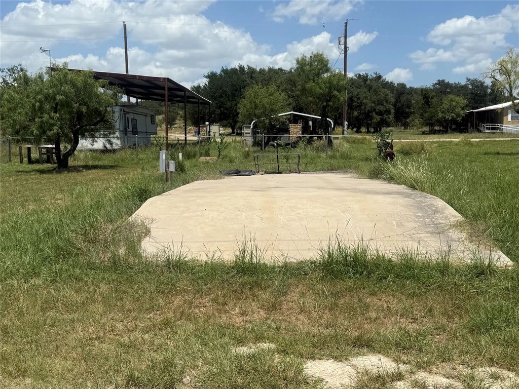 253 N Lakeside Circle, May
