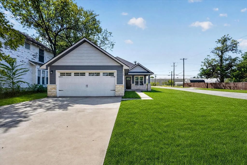 430 W Morgan Street, Denison