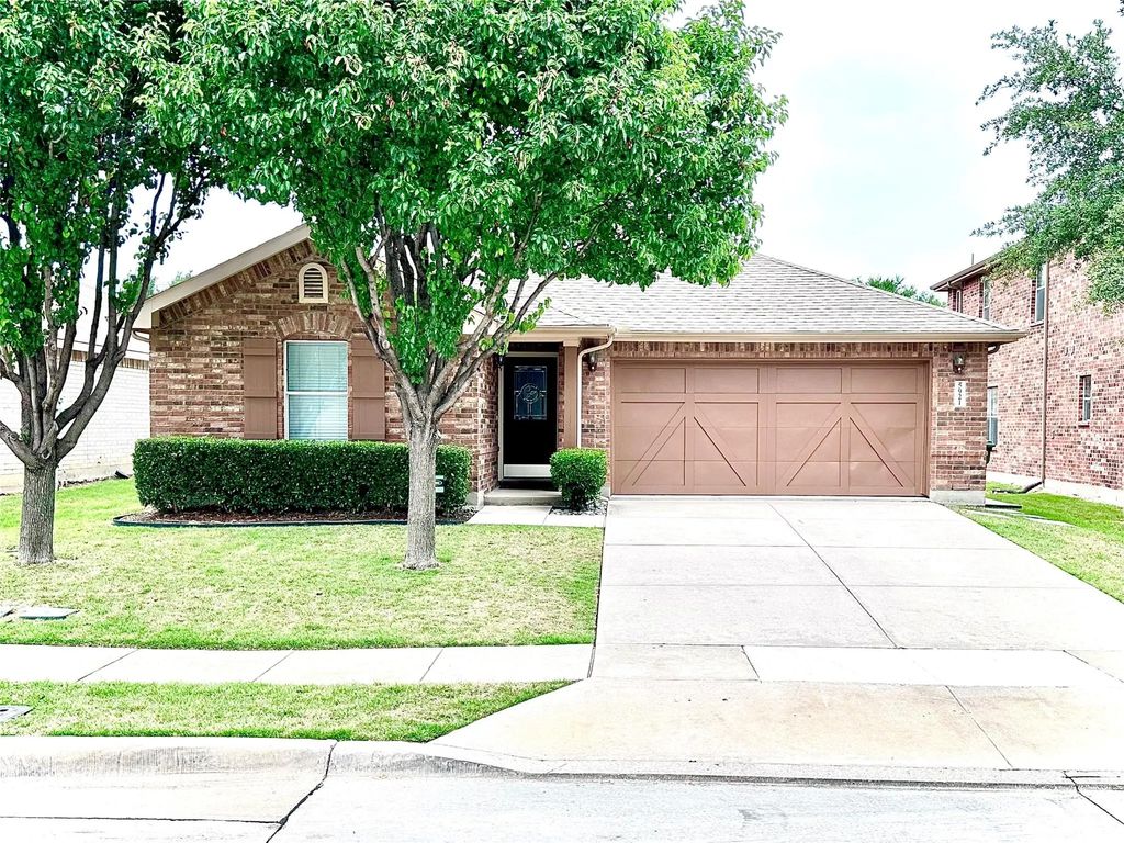 5921 Snow Creek Drive, The Colony