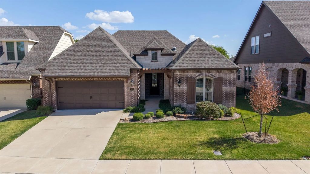 2908 Esplanade Boulevard 2908, Mansfield